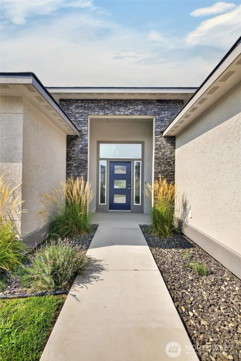 Property photo for 1320 W Pax Court, Sunnyside photo 3