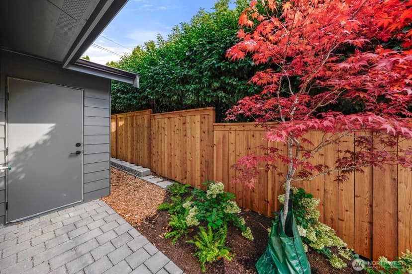 Property photo for 6030 41st Avenue Ne, Seattle photo 21
