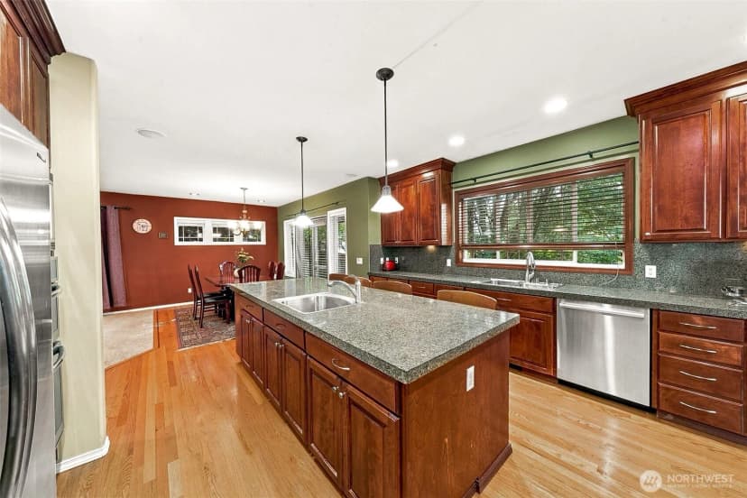 Property photo for 13915 Se 238th Place, Kent photo 17
