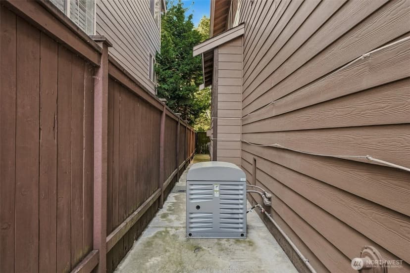Property photo for 13915 Se 238th Place, Kent photo 40