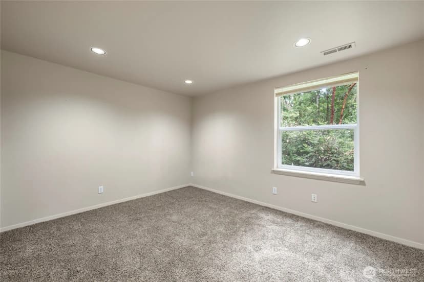 Property photo for 6387 Nw Aileron Court, Silverdale photo 10