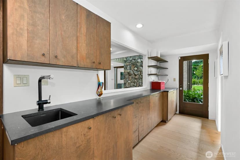 Property photo for 430 Bayside Drive, Bellingham photo 29