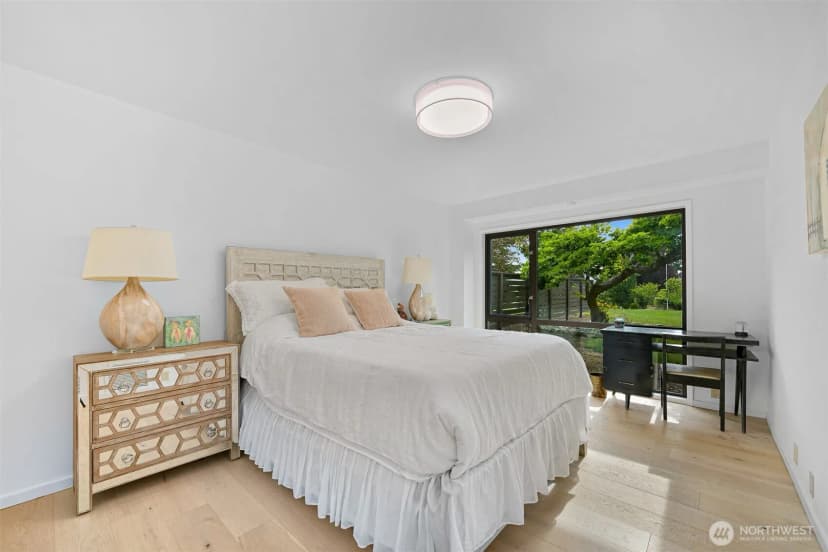 Property photo for 430 Bayside Drive, Bellingham photo 33