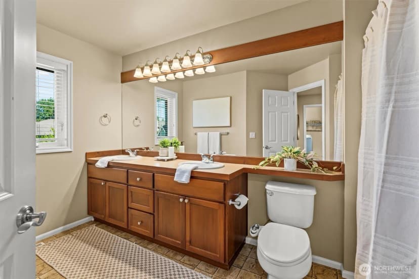 Property photo for 1409 271st Place Se, Sammamish photo 29