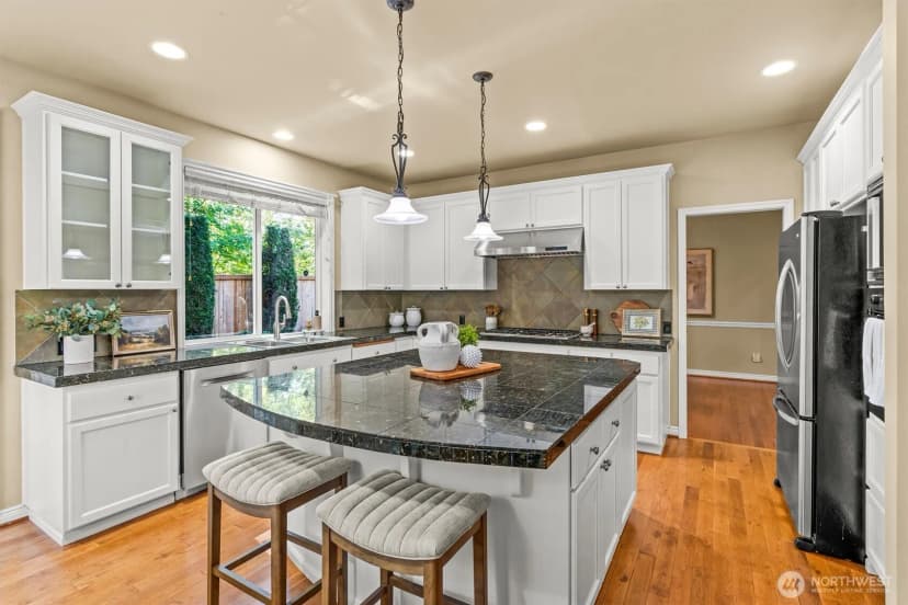 Property photo for 1409 271st Place Se, Sammamish photo 11