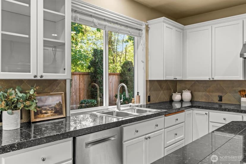 Property photo for 1409 271st Place Se, Sammamish photo 15
