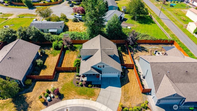 Property photo for 409 Shannon Avenue, Sedro Woolley photo 32