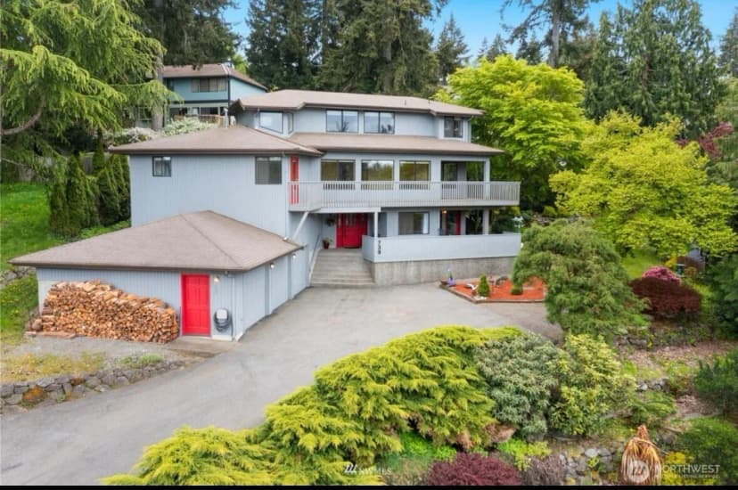 Property photo for 739 Ne Woods Court, Bremerton photo 2