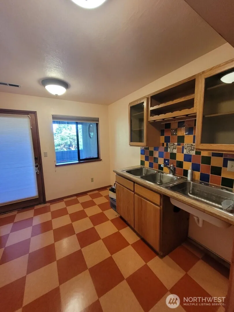 Property photo for 739 Ne Woods Court, Bremerton photo 19