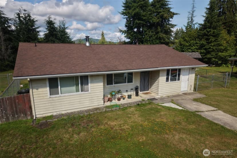 Property photo for 291 Little John Lane, Forks