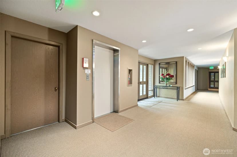Property photo for 3110 W Lake Sammamish Parkway Se #23, Bellevue photo 33