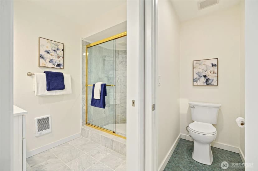 Property photo for 3110 W Lake Sammamish Parkway Se #23, Bellevue photo 25