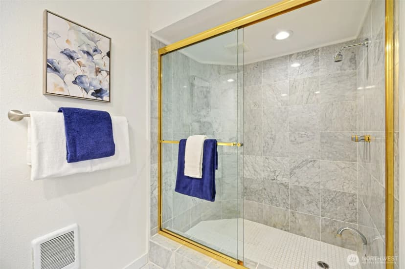 Property photo for 3110 W Lake Sammamish Parkway Se #23, Bellevue photo 26
