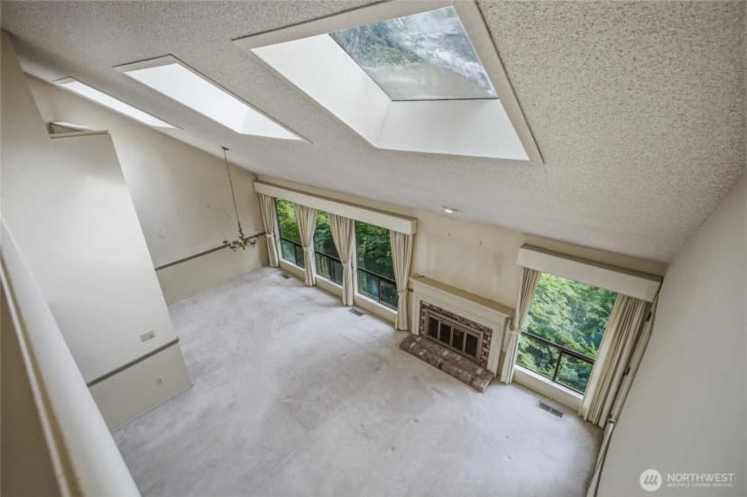Property photo for 104 168th Avenue Ne, Bellevue photo 28