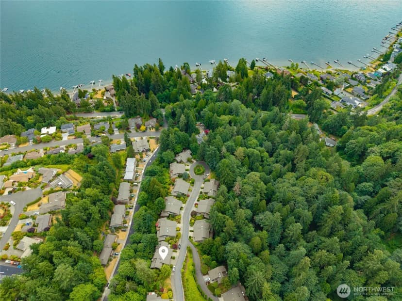 Property photo for 104 168th Avenue Ne, Bellevue photo 38