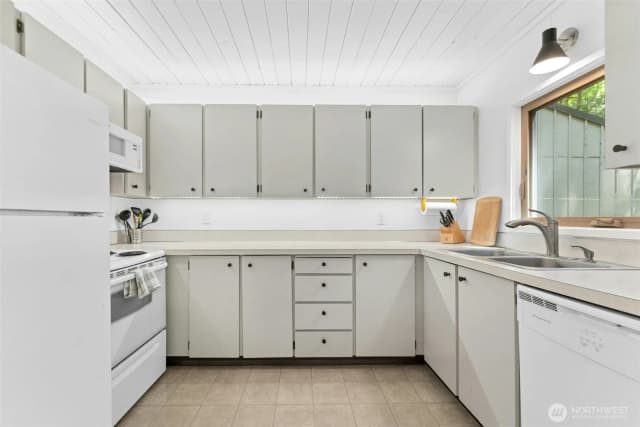 Property photo for 201 E Cutty Sark Drive, Shelton photo 5