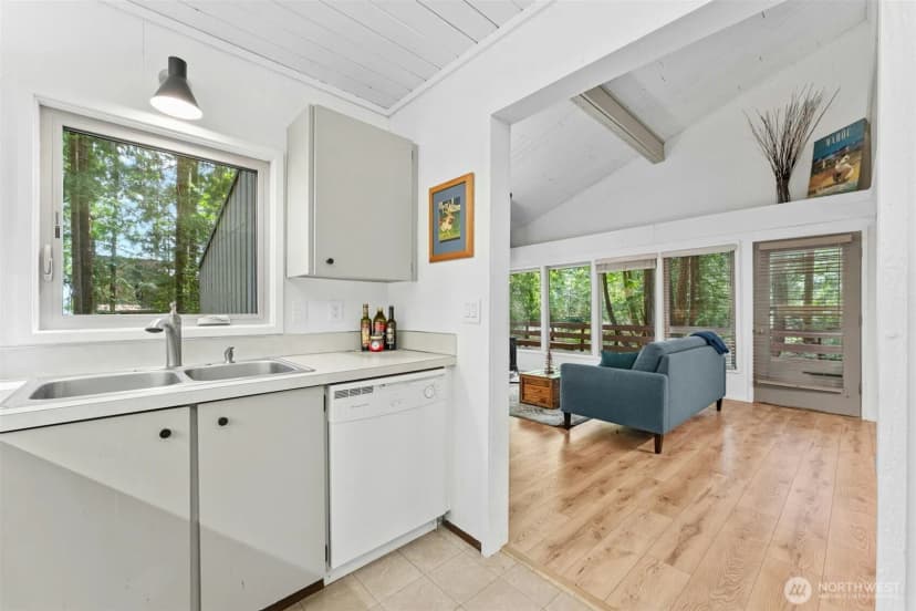 Property photo for 201 E Cutty Sark Drive, Shelton photo 6