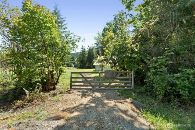 Property photo for 38 Ray Road, Elma photo 2