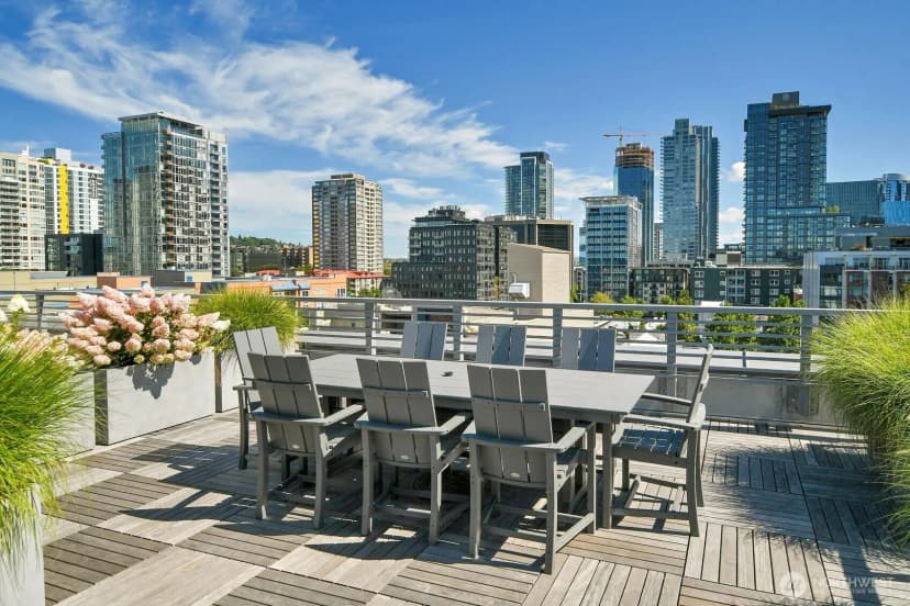 Property photo for 2319 1st Avenue #306, Seattle photo 23