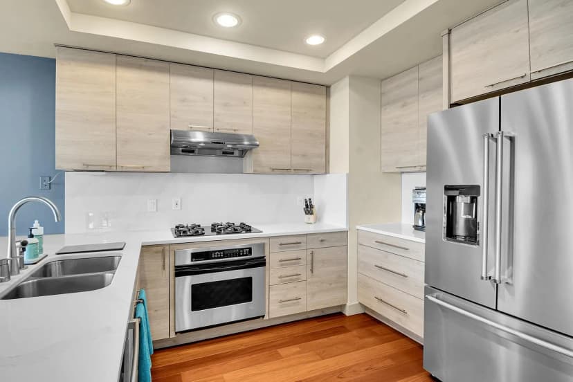 Property photo for 2319 1st Avenue #306, Seattle photo 5