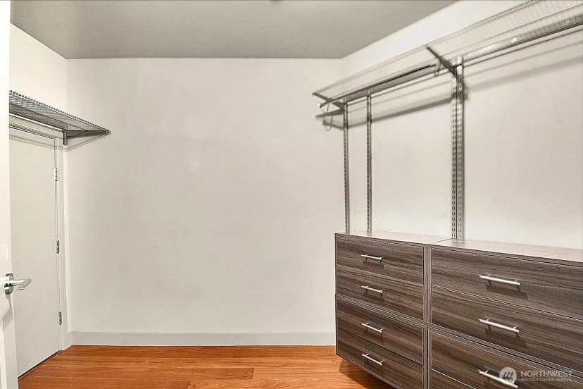 Property photo for 2319 1st Avenue #306, Seattle photo 17