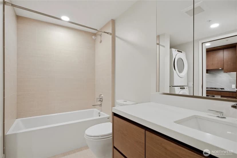 Property photo for 121 Stewart Street #1306, Seattle photo 17