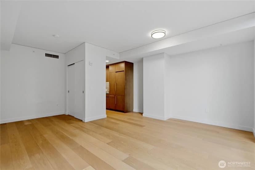 Property photo for 121 Stewart Street #1306, Seattle photo 12