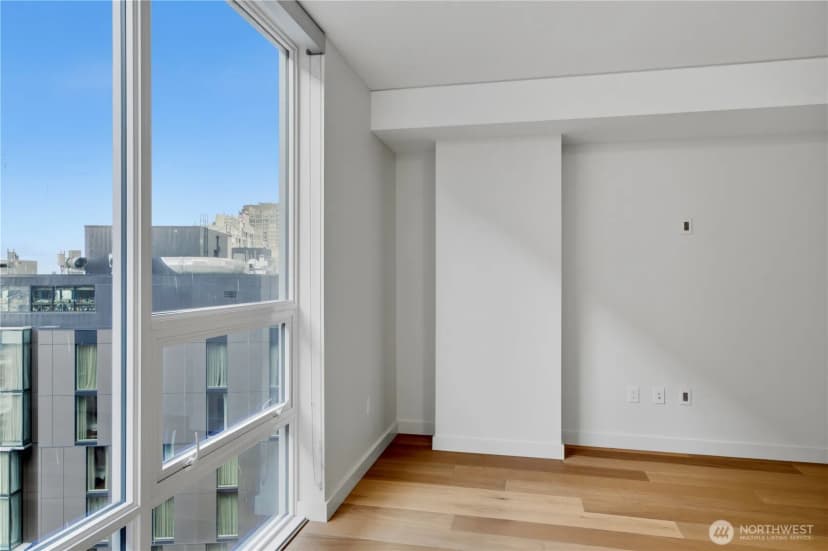 Property photo for 121 Stewart Street #1306, Seattle photo 9