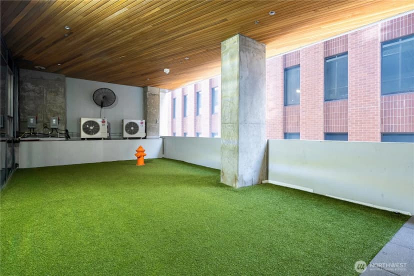 Property photo for 121 Stewart Street #1306, Seattle photo 23