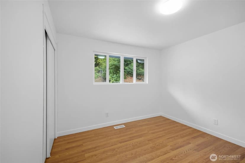 Property photo for 5922 23rd Avenue S, Seattle photo 16