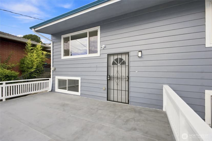 Property photo for 5922 23rd Avenue S, Seattle photo 29