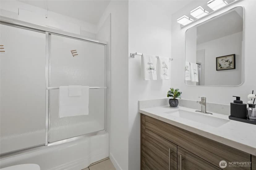 Property photo for 5922 23rd Avenue S, Seattle photo 20