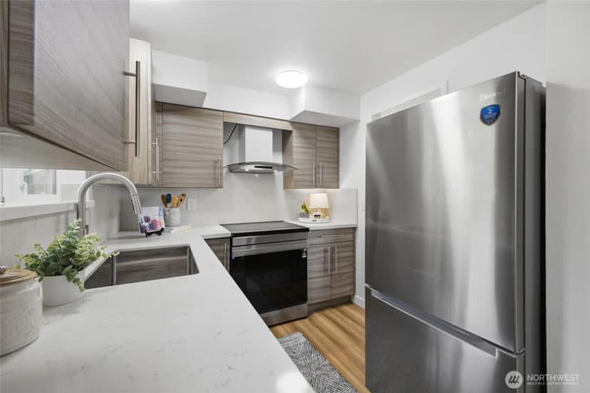 Property photo for 5922 23rd Avenue S, Seattle photo 9