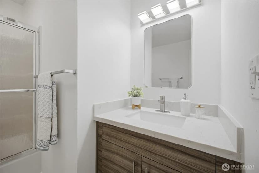 Property photo for 5922 23rd Avenue S, Seattle photo 17