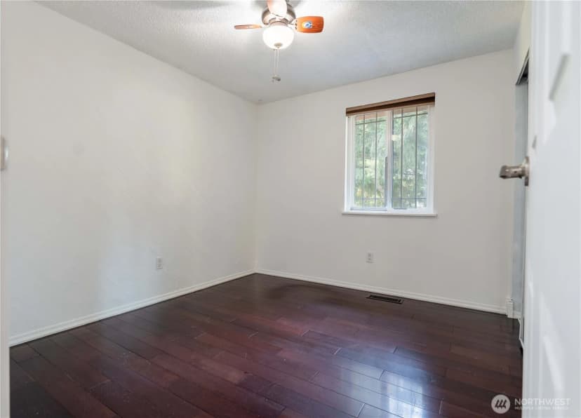 Property photo for 6612 Alder Glen Drive Se, Lacey photo 21
