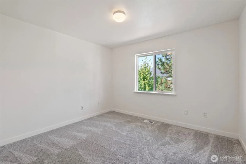 Property photo for 7919 195th Street E, Spanaway photo 19