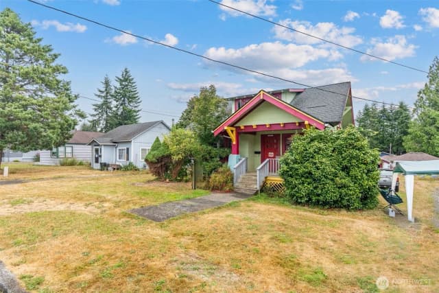 Property photo for 853 Fowler Street, Raymond photo 2