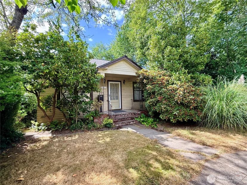 Property photo for 7011 14 Th Drive Nw, Seattle photo 3