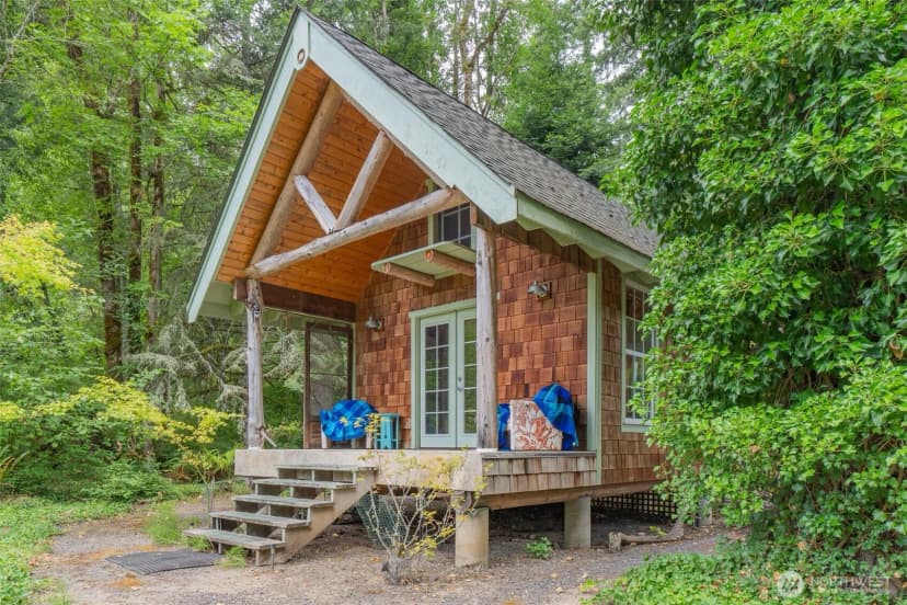Property photo for 14231 Se Beaver Drive, Rainier