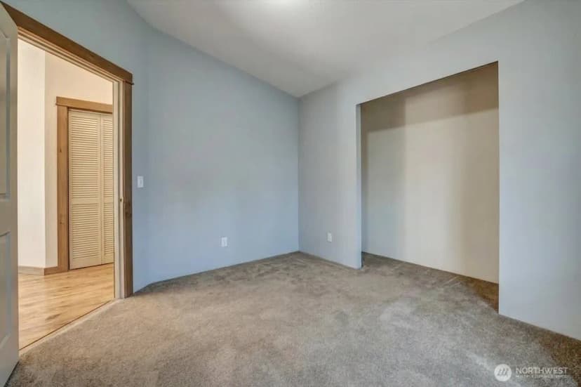 Property photo for 520 75th Avenue Se, Lake Stevens photo 15