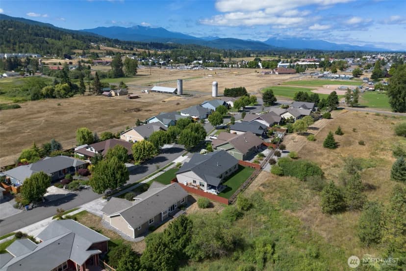 Property photo for 121 Broadmoor Street, Sequim photo 37