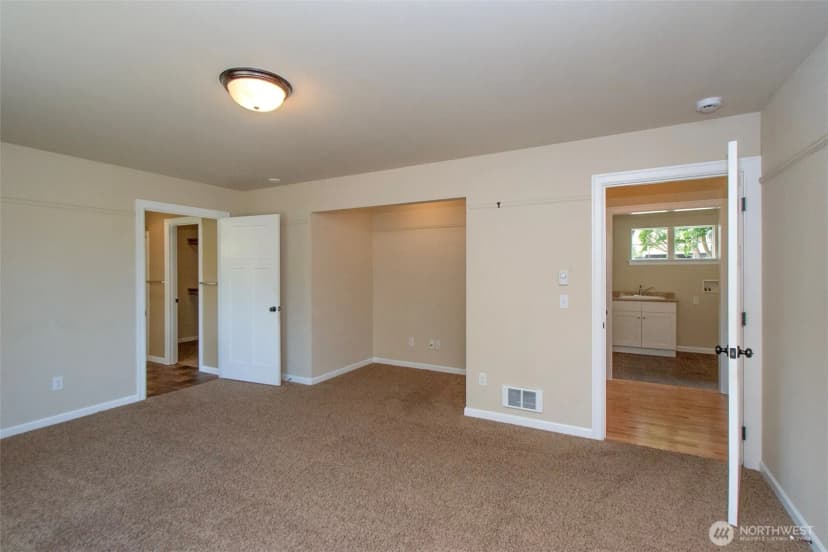 Property photo for 121 Broadmoor Street, Sequim photo 14