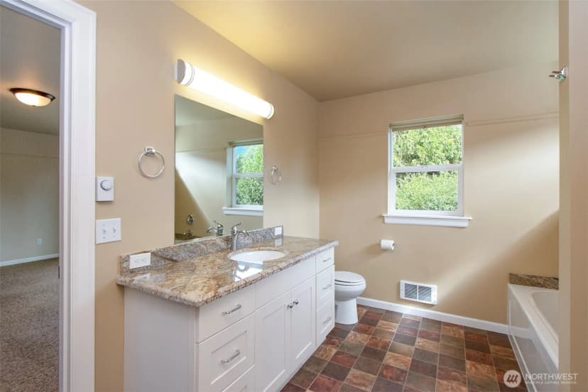 Property photo for 121 Broadmoor Street, Sequim photo 18