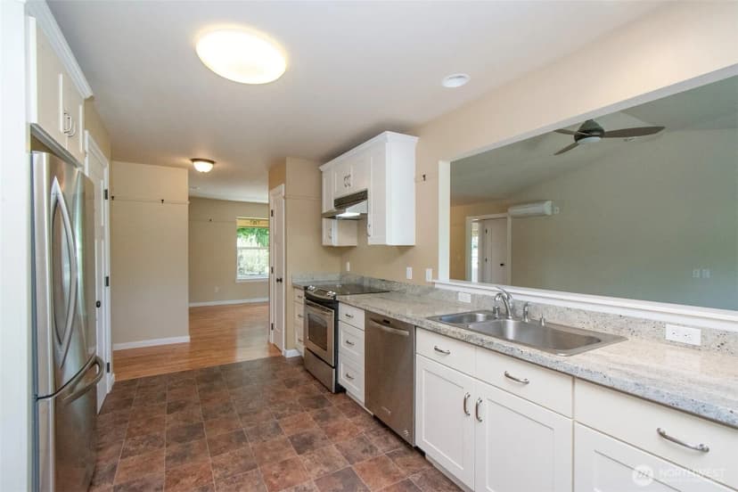 Property photo for 121 Broadmoor Street, Sequim photo 11