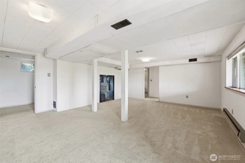 Property photo for 1209 S Sunset Drive, Tacoma photo 25