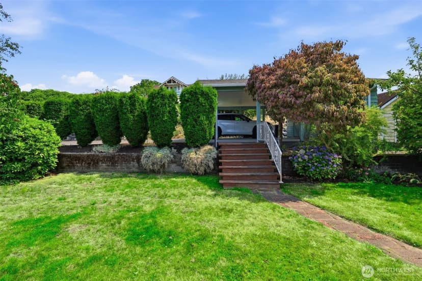 Property photo for 1209 S Sunset Drive, Tacoma photo 34