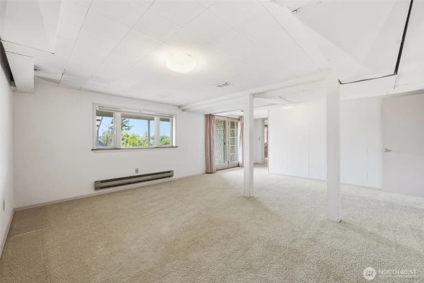 Property photo for 1209 S Sunset Drive, Tacoma photo 24