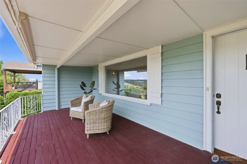 Property photo for 1209 S Sunset Drive, Tacoma photo 8