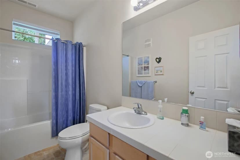 Property photo for 7977 E Clam Bay Court, Port Orchard photo 26