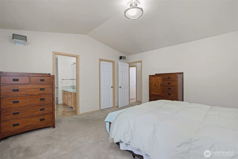 Property photo for 7977 E Clam Bay Court, Port Orchard photo 13